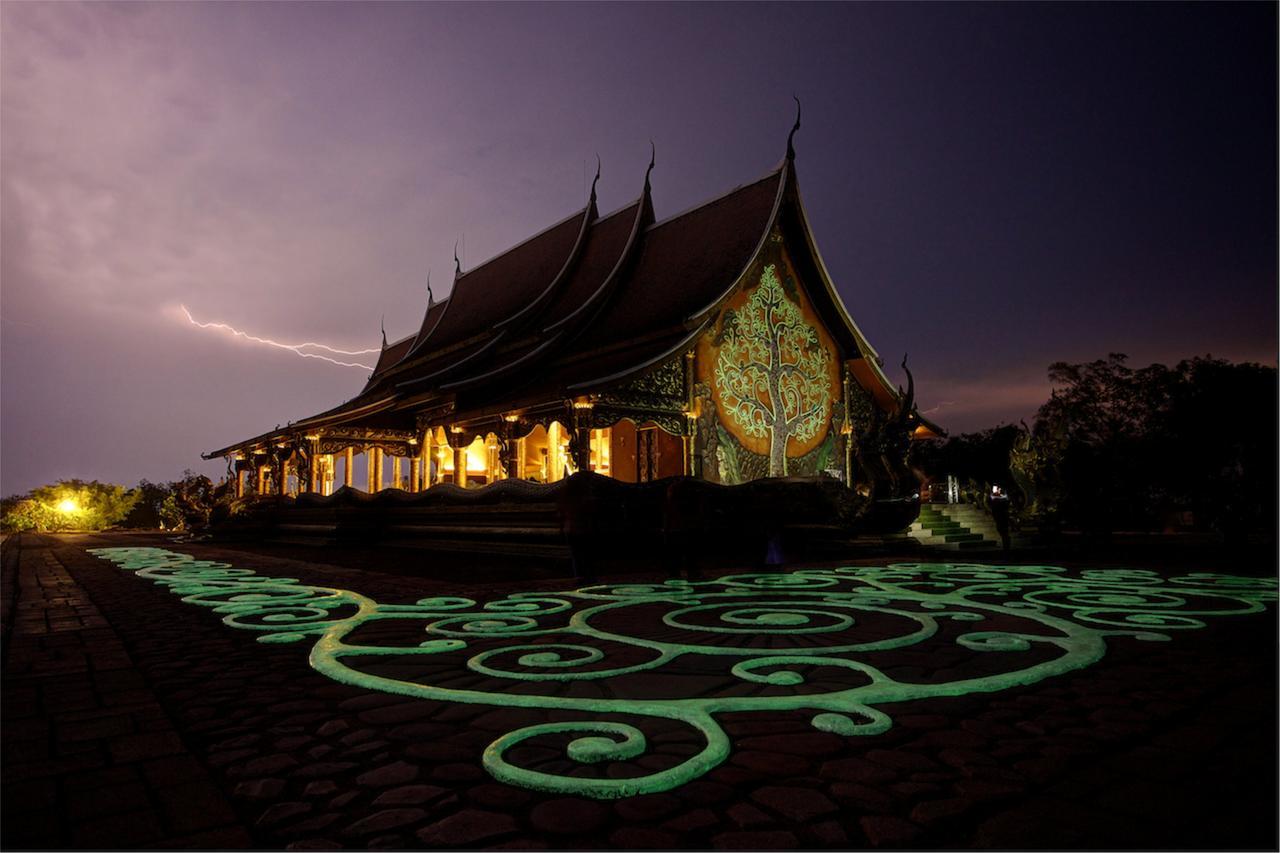 Bluemoon Riverside Phibun Mangsahan Exterior photo