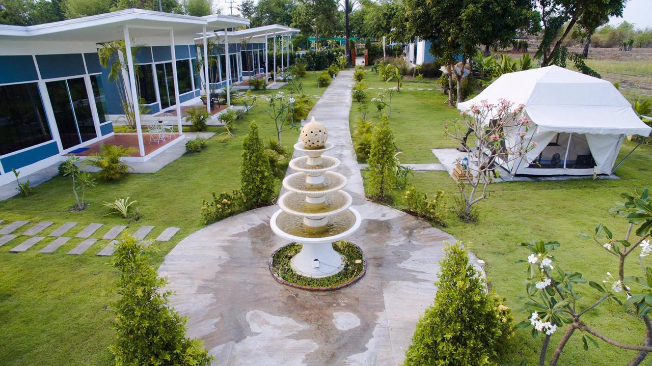 Bluemoon Riverside Phibun Mangsahan Exterior photo
